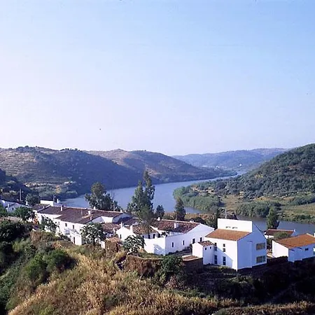 Casa Del Ingeniero * Puerto de la Laja