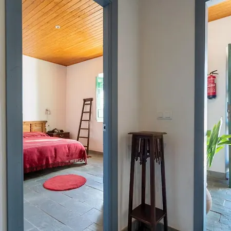 Casa Del Ingeniero * Puerto de la Laja